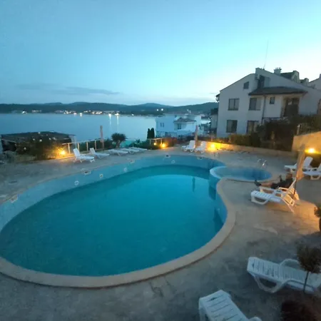 2 Bed Suite, Exclusive Sea Views Appartamento Sozopol