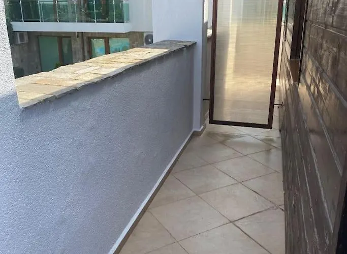 2 Bed Suite, Exclusive Sea Views *